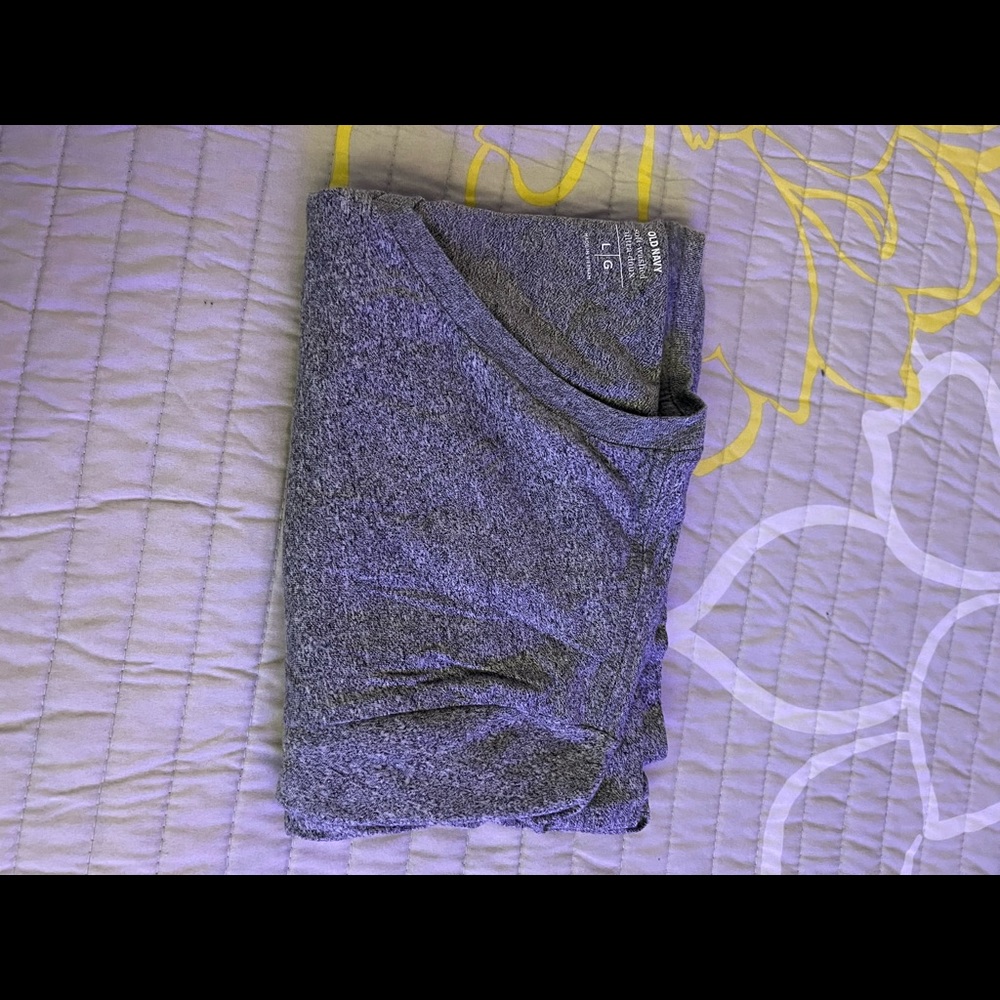 Mens Old Navy V neck